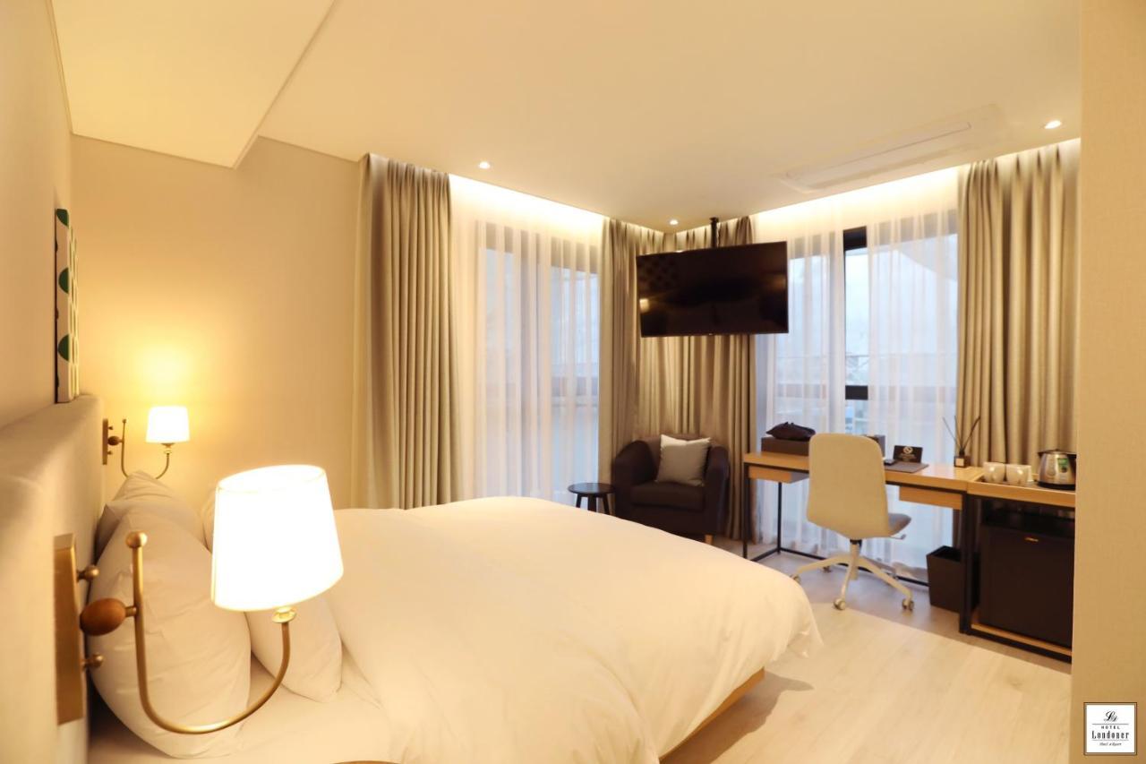 Londoner Gwangan 3*