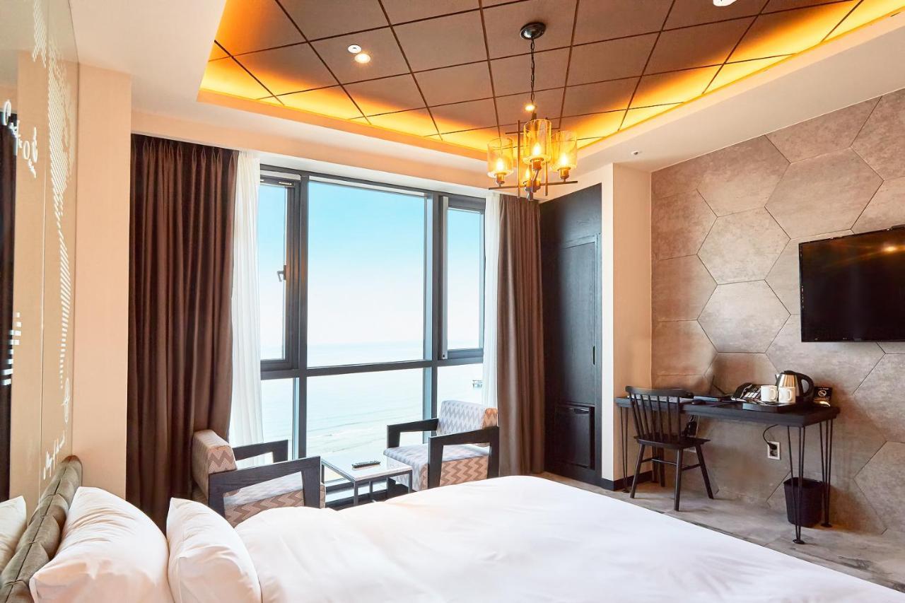 Laon Hotel 3*
