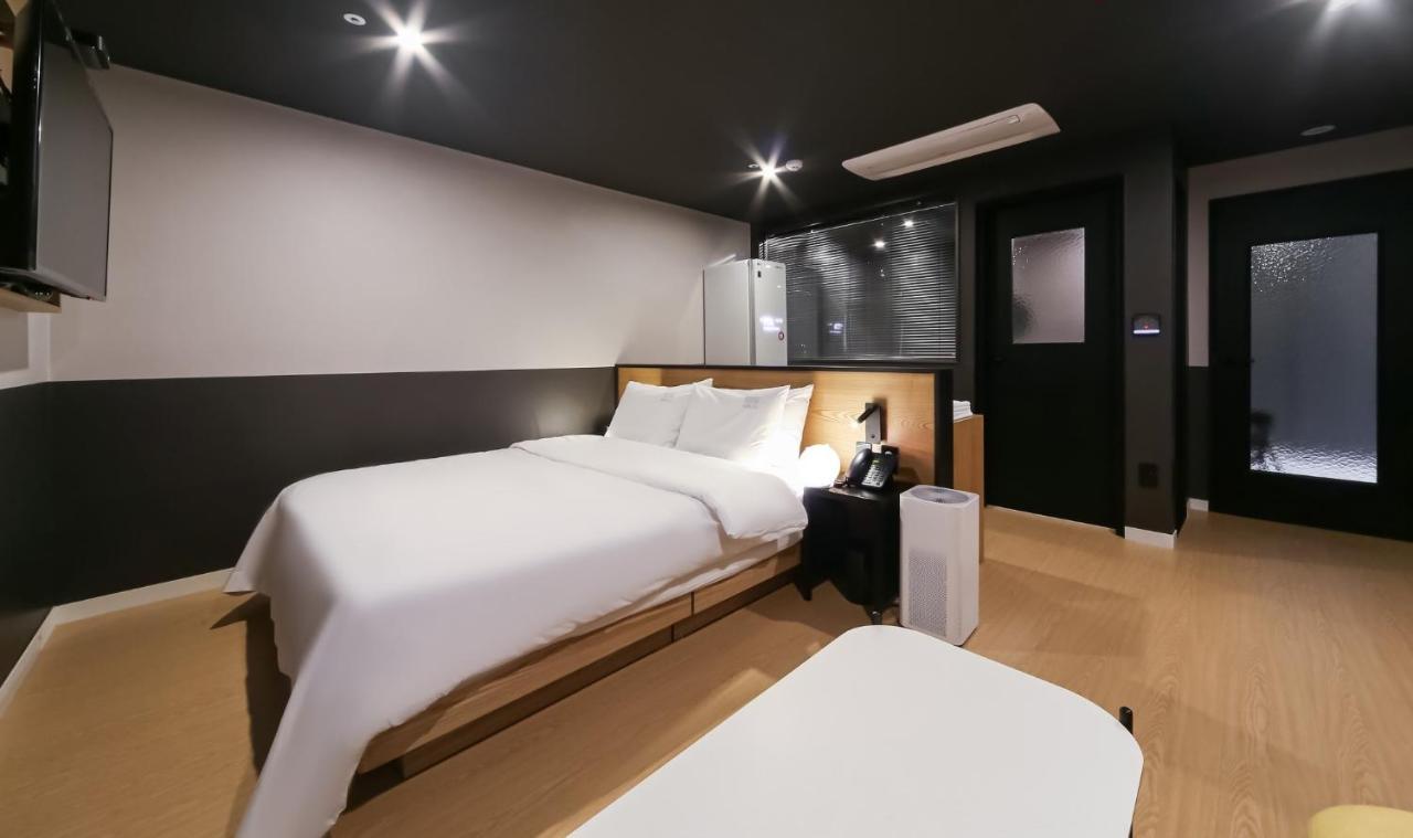 Ou Hotel 2*