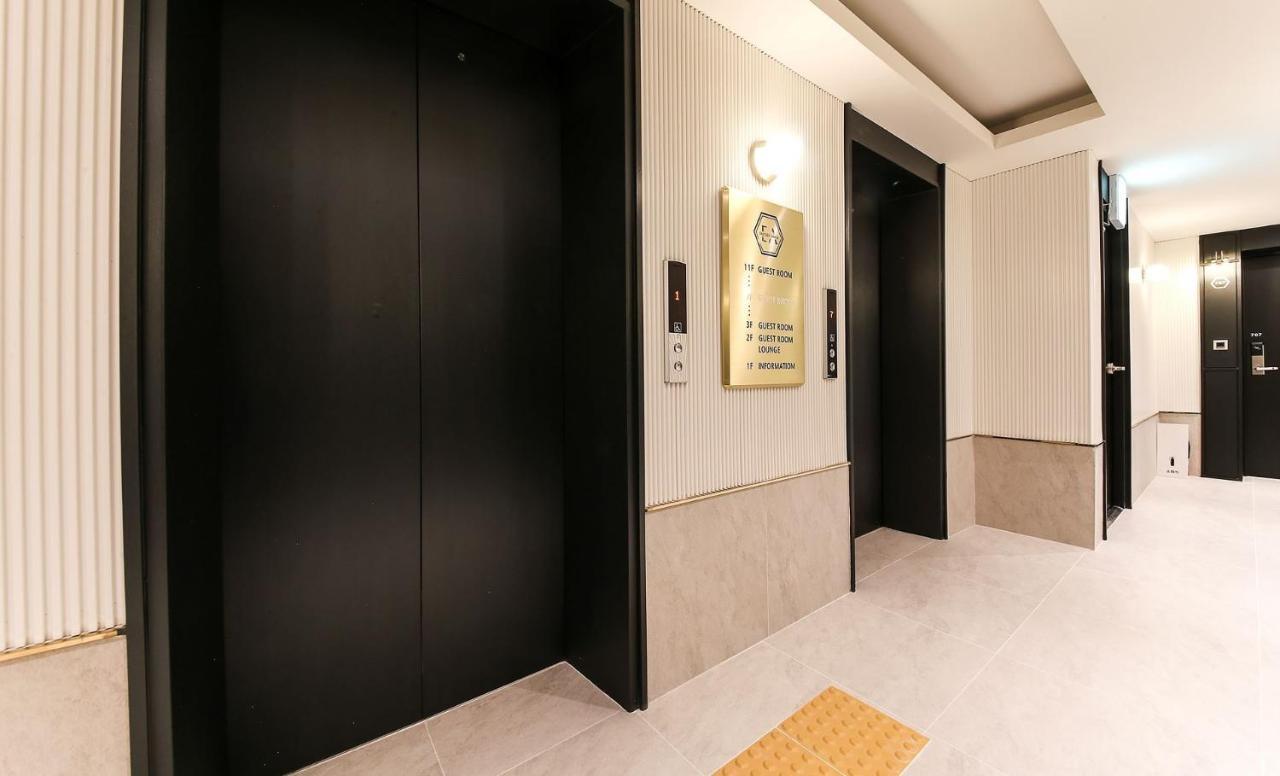Hotel H Moment Songjeong 3*