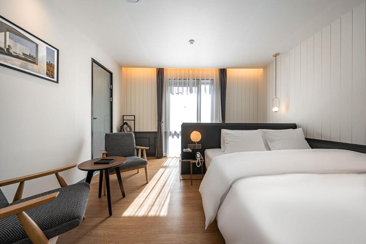 Hotel Brown Dot Signature Busan