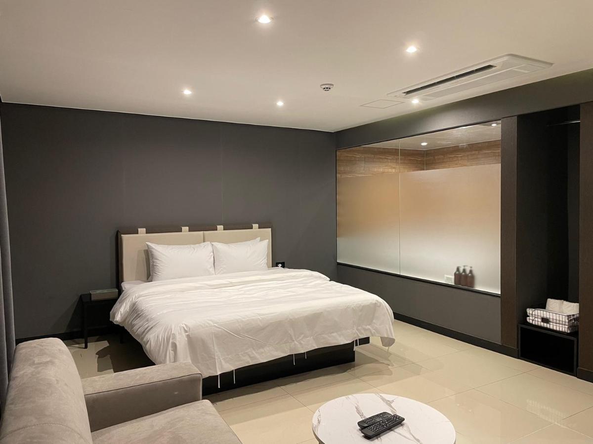 Quatz Hotel Busan