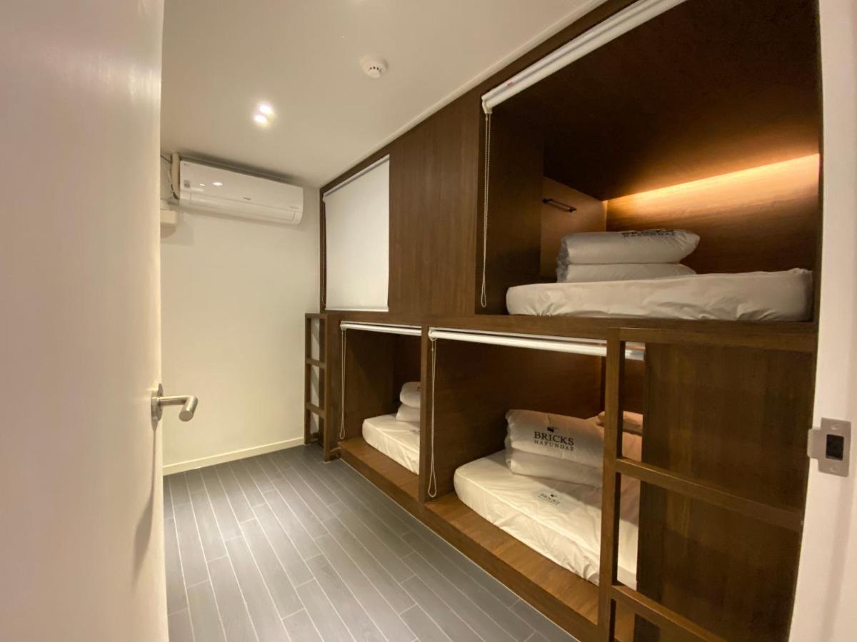 Bricks Haeundae Motel 2*