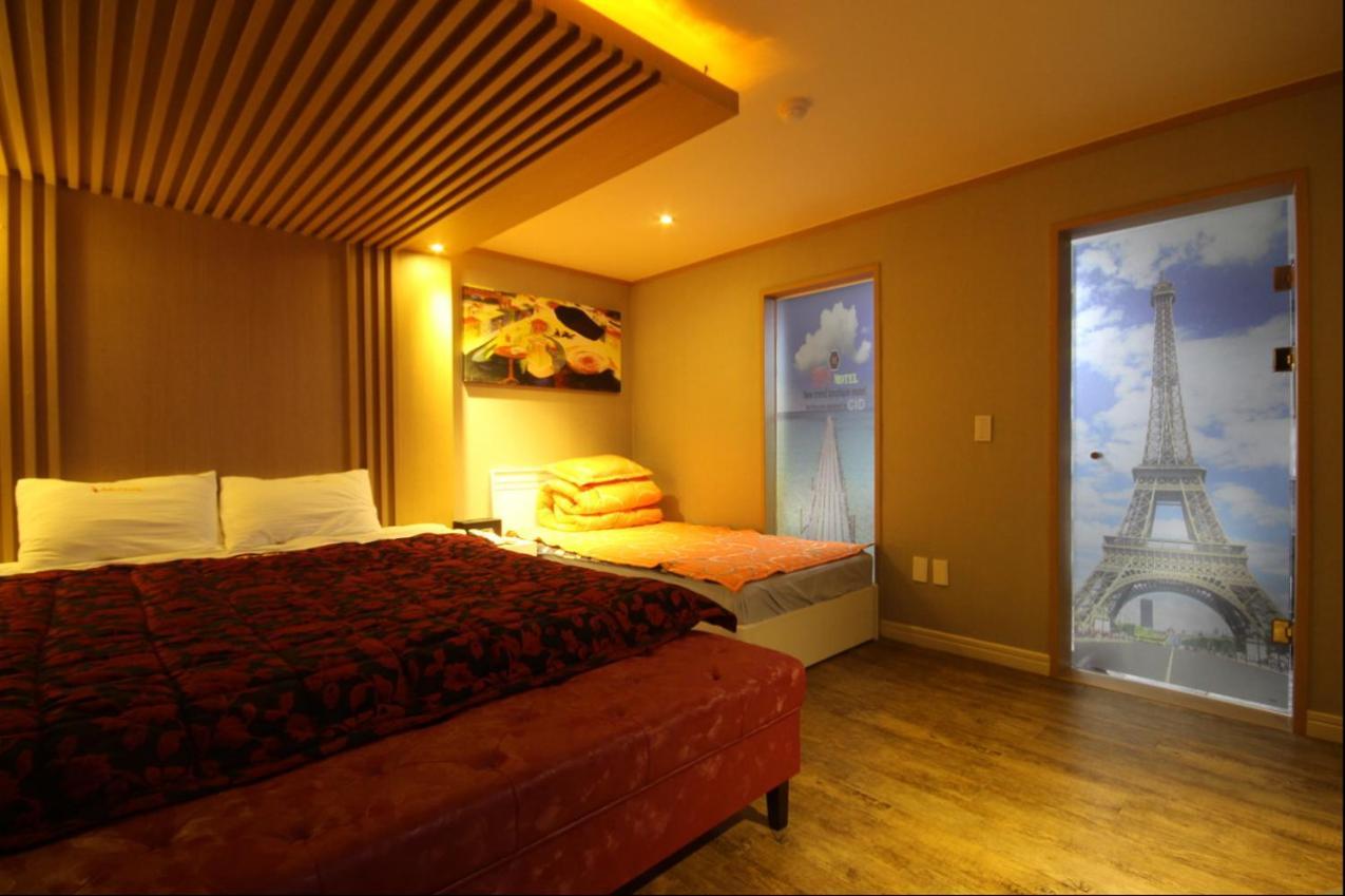 Hotel 9st Traveltel Busan