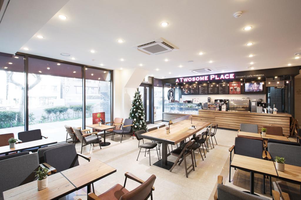 Crown Harbor Khách sạn