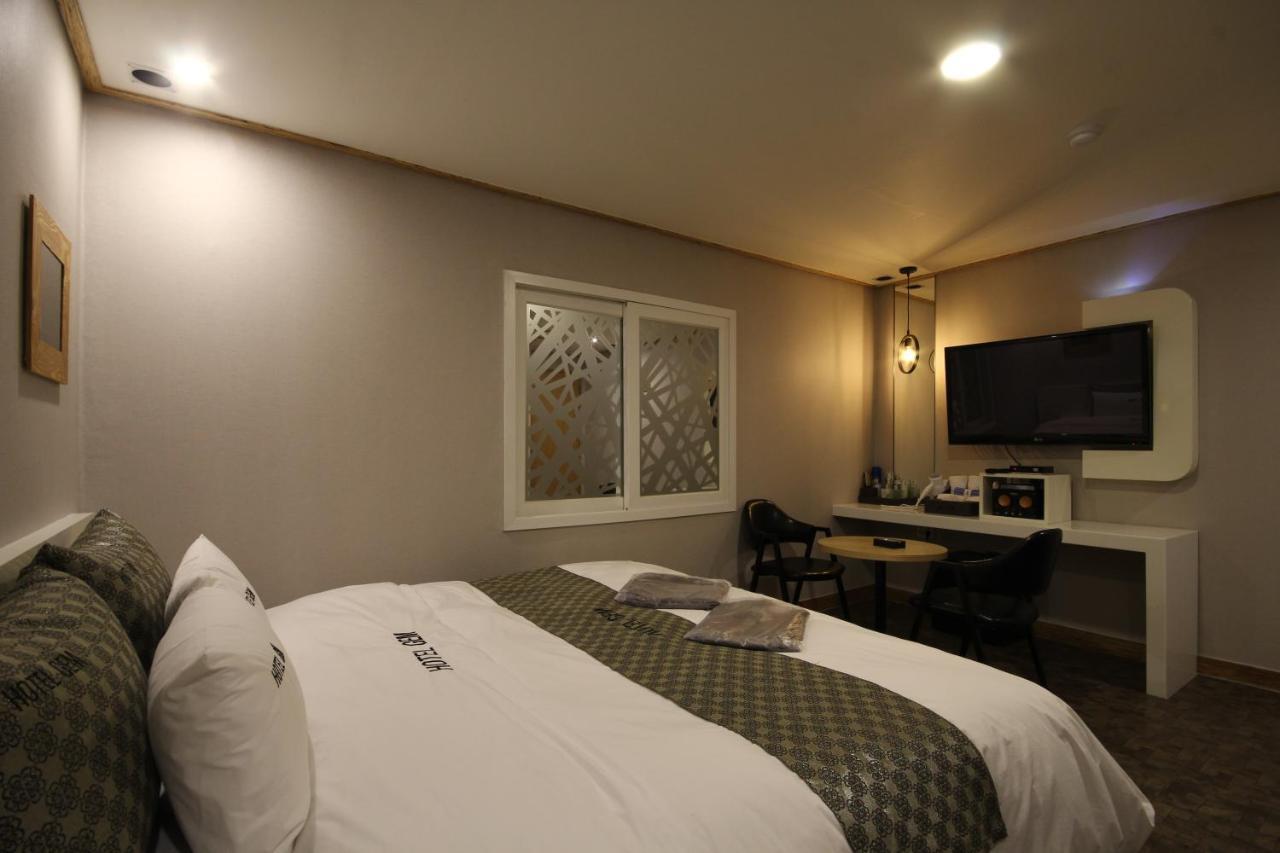 Gem Motel 2*