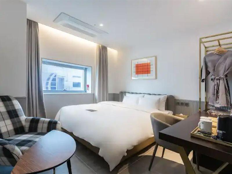 H Avenue Gwanganri 2* Busan