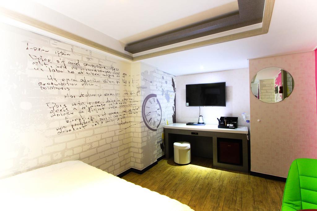Motel M2