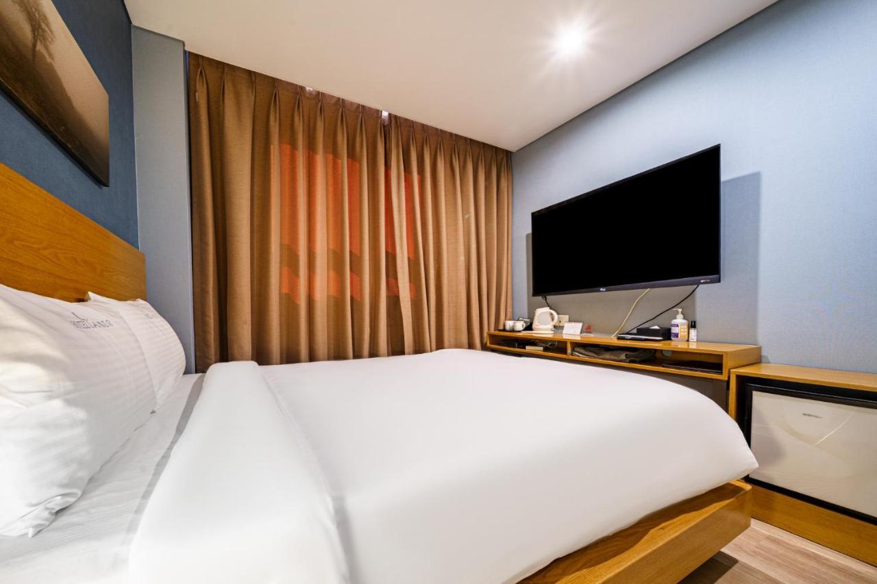 Lamer 3* Busan