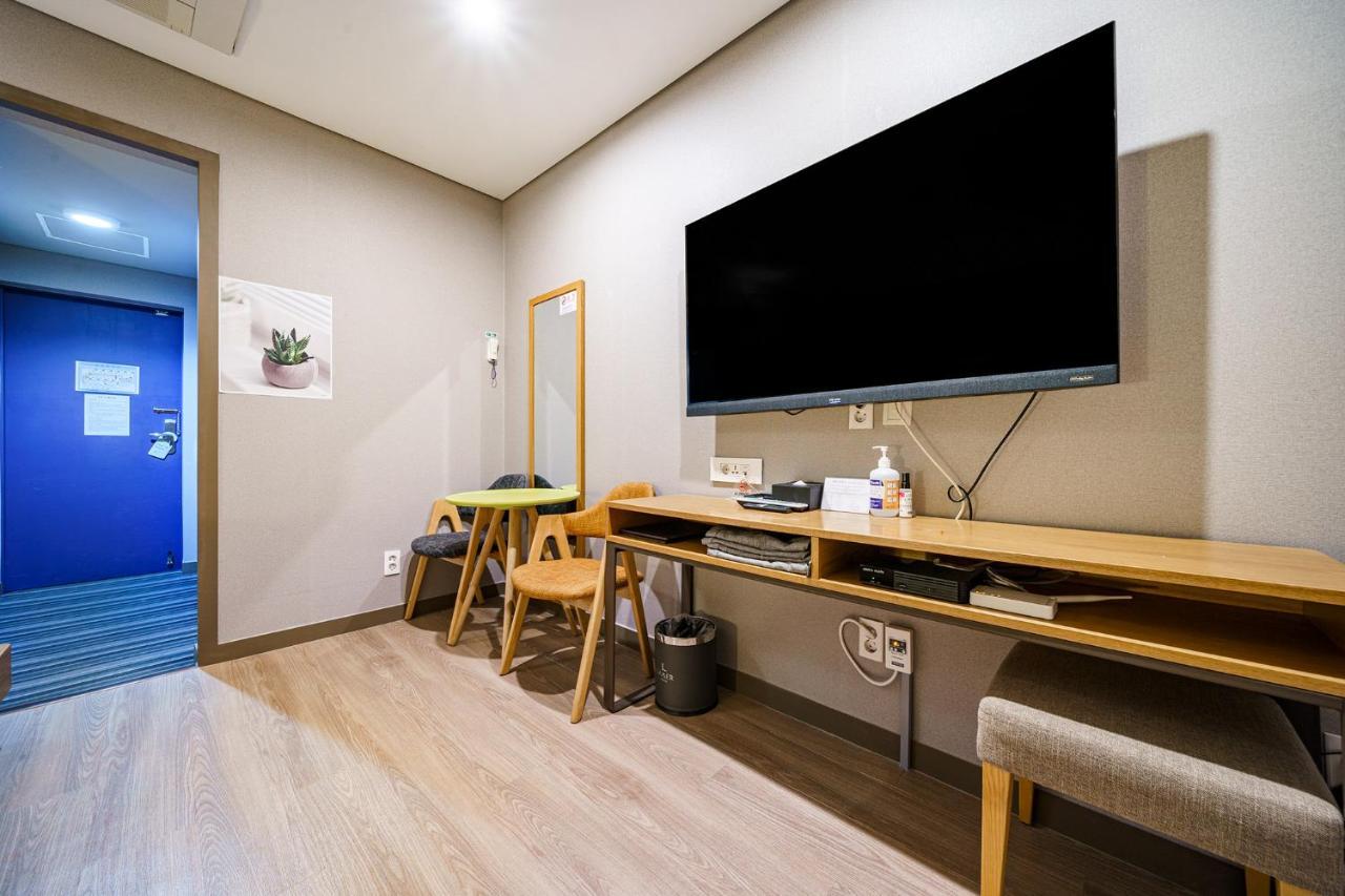 Lamer 3* Busan