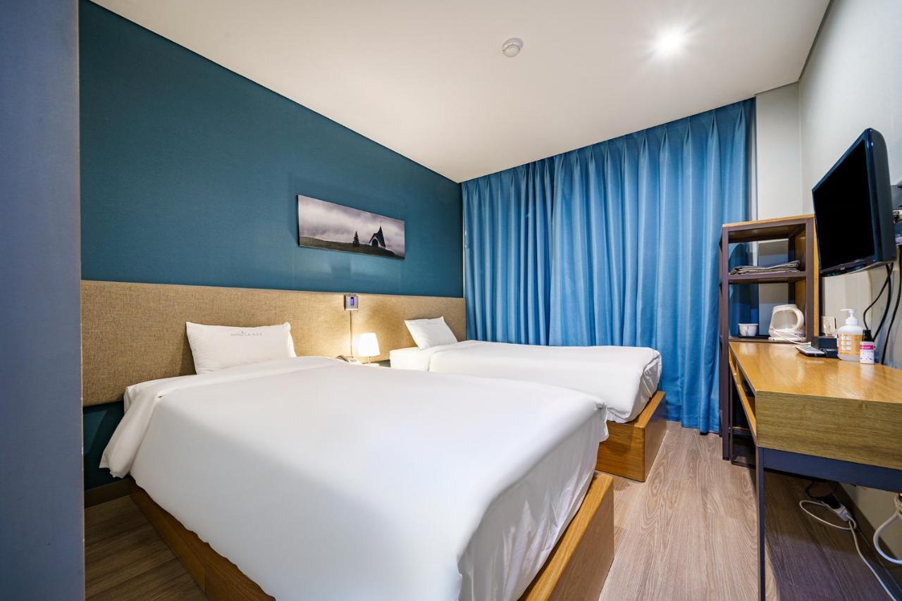 Lamer 3* Busan