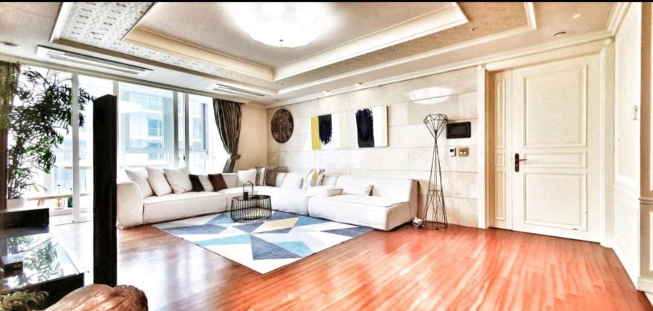 Apartment Pale De Cz Condominium Busan