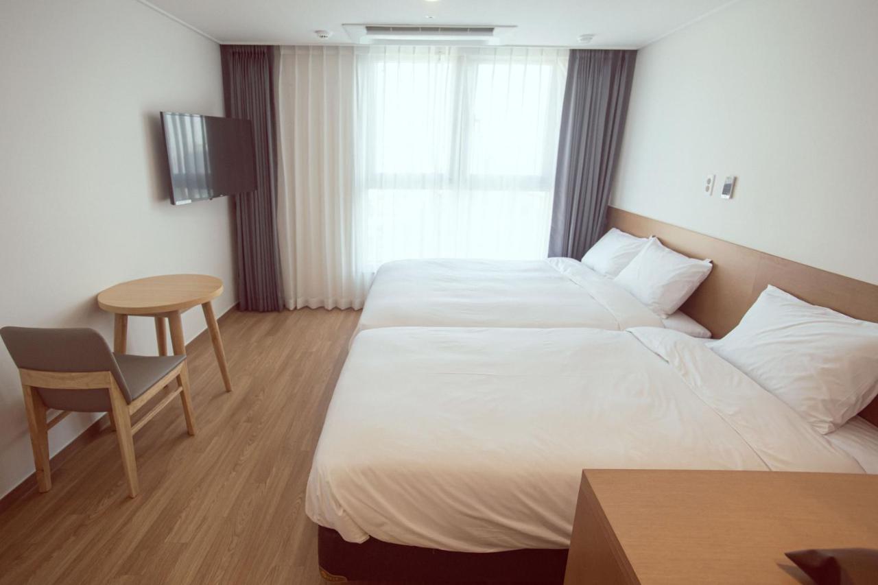 Hotel Kenny Gijang 3*
