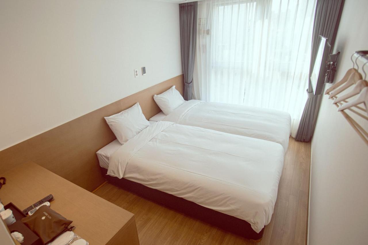Hotel Kenny Gijang Busan