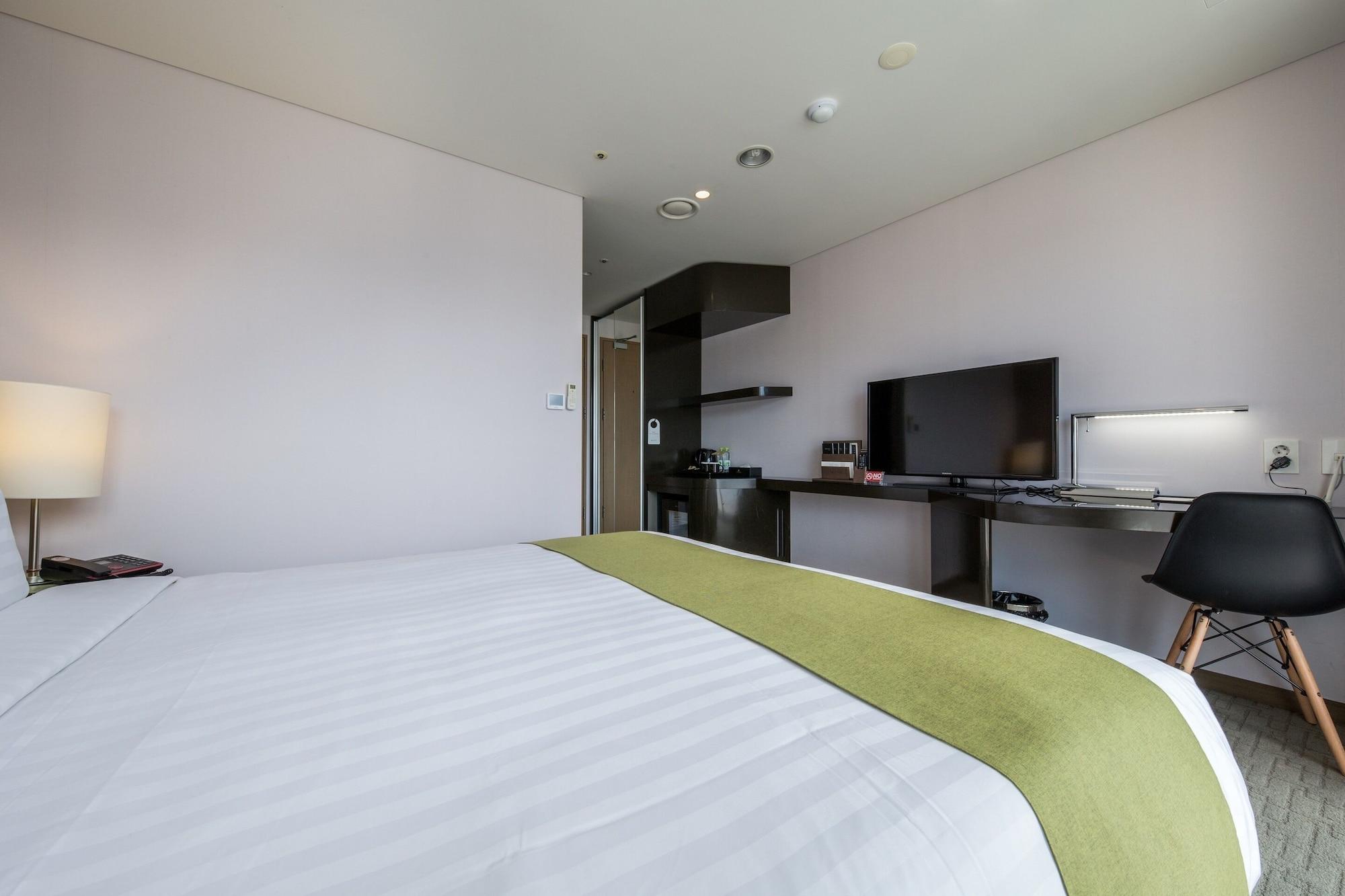 Aventree Hotel