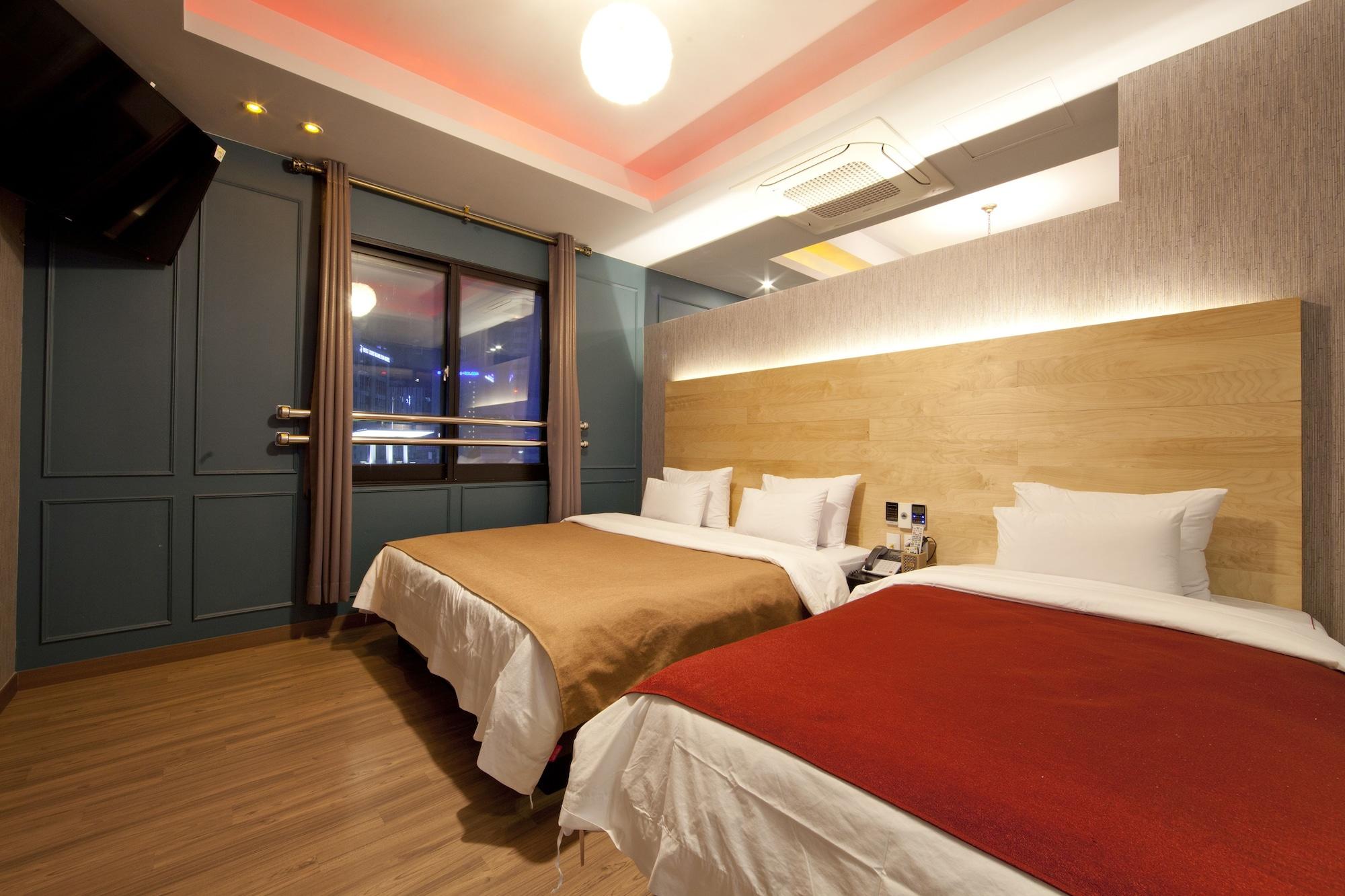 109 Hotel