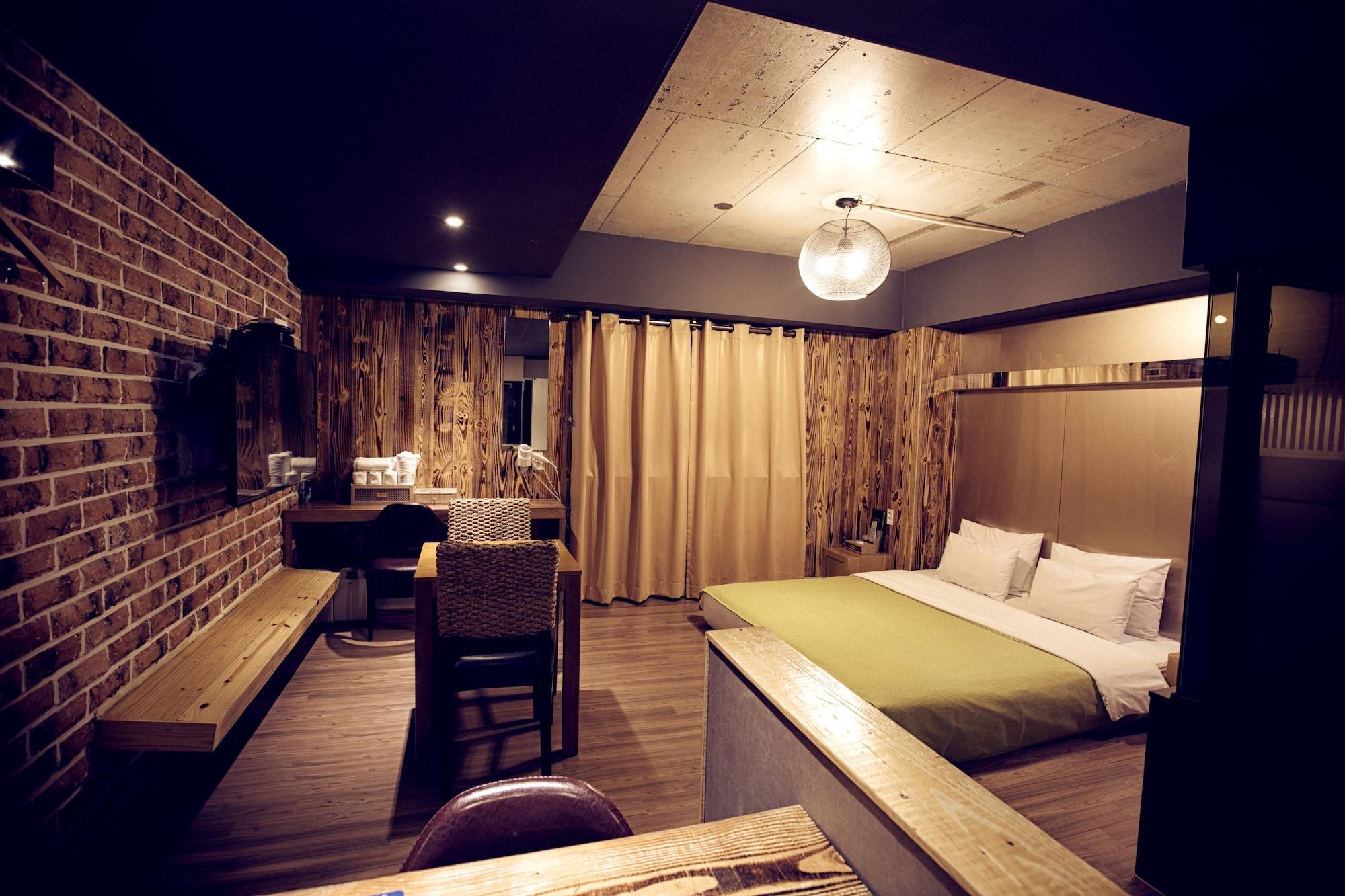 109 Hotel