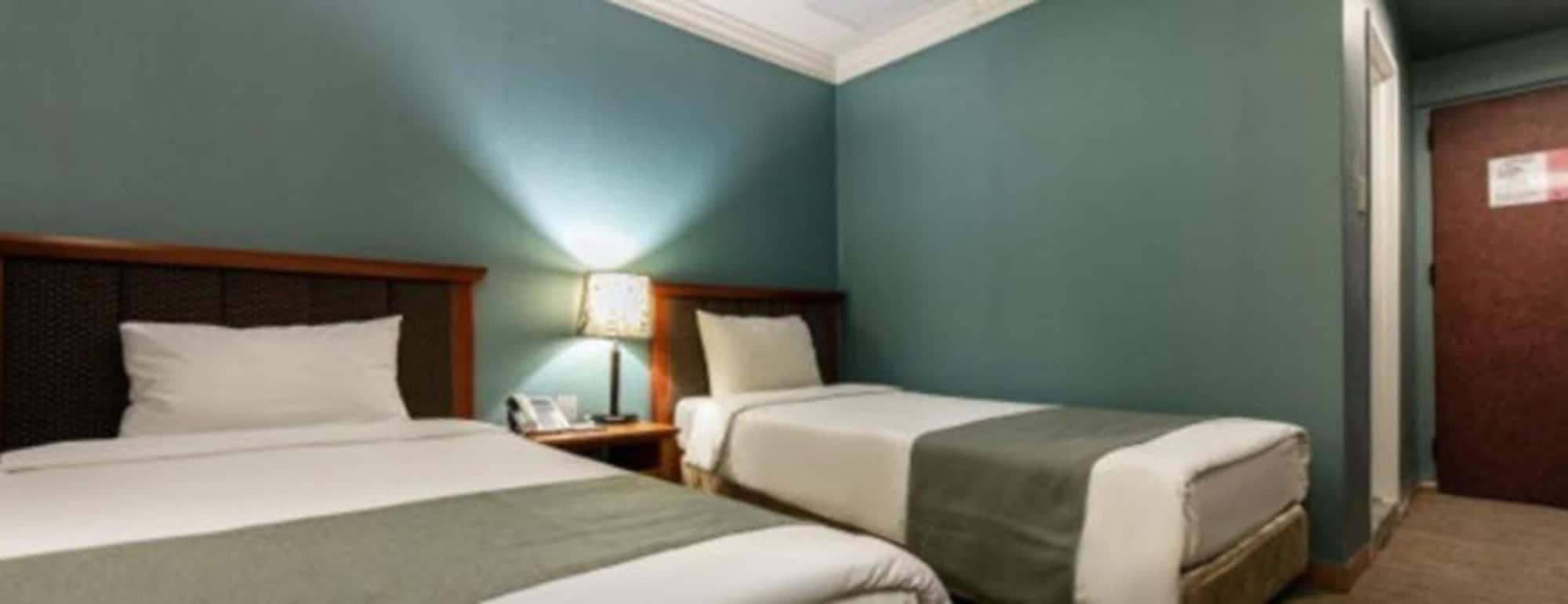 Prime Tourist Hotel