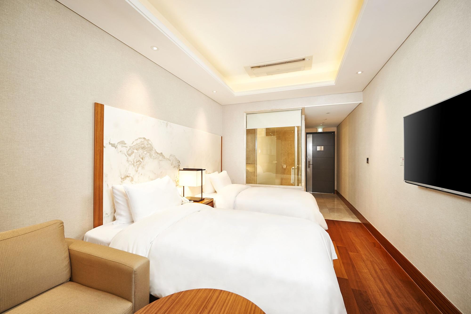 Arban Hotel 3*