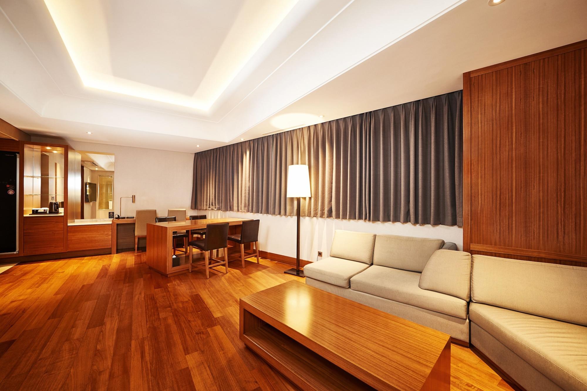 Arban Hotel 3*
