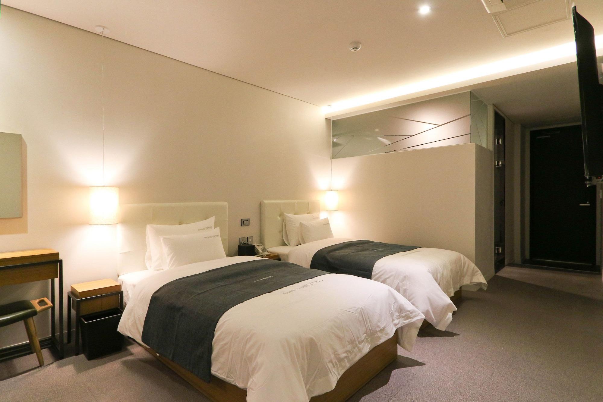 Hotel In 3*