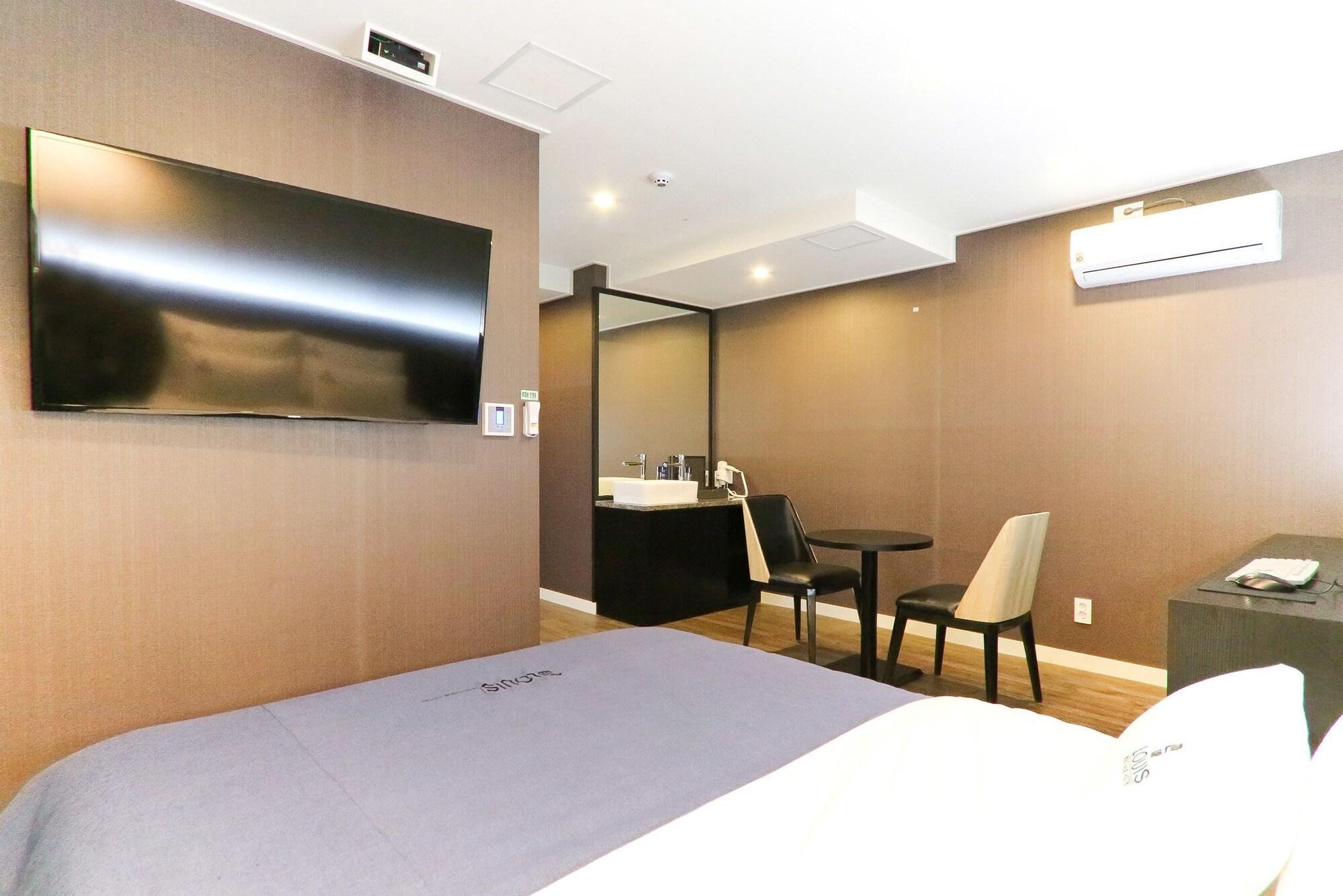 Hotel Louis 3*