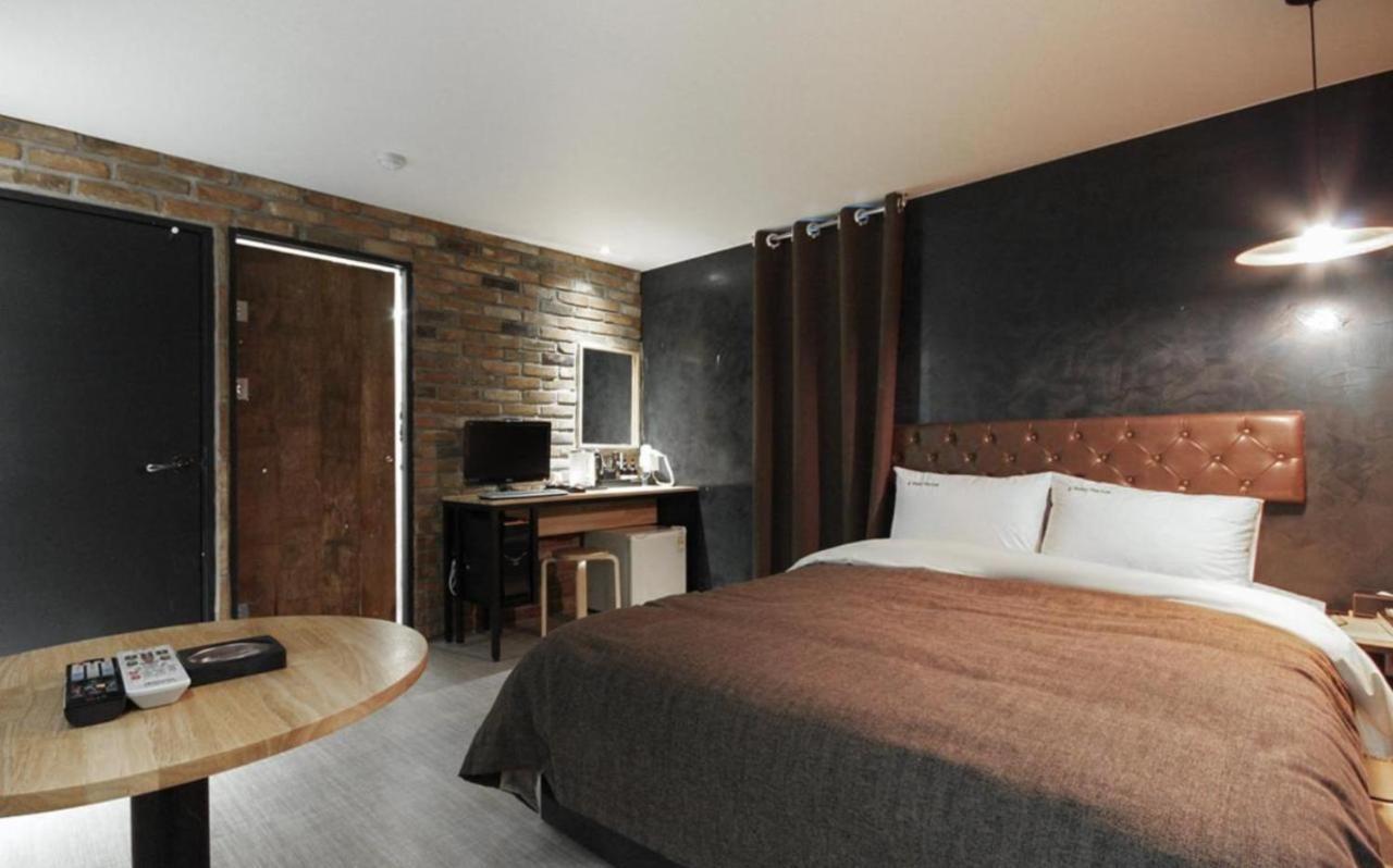 The Lua Motel 2*