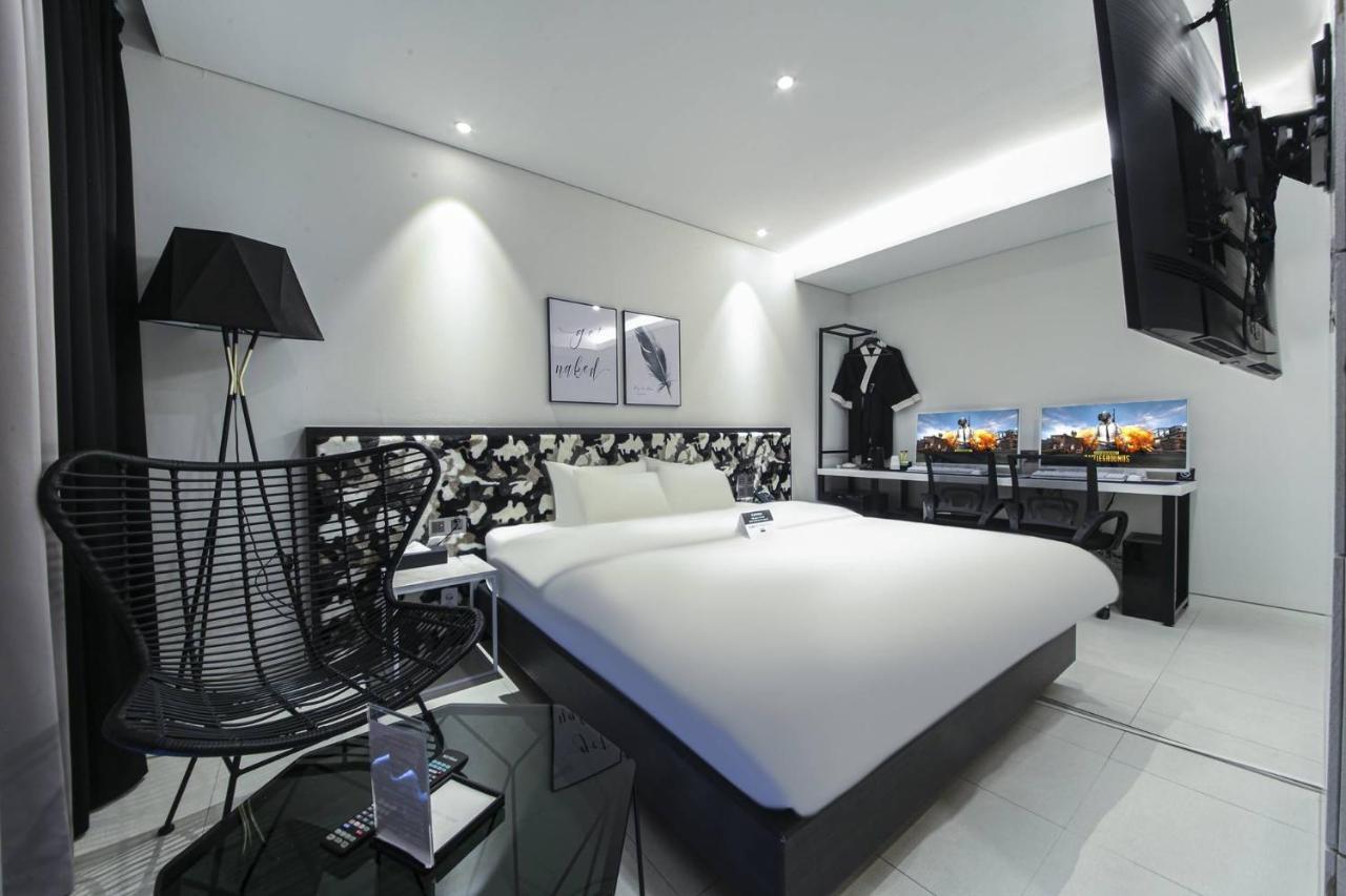 Hotel Zam 101
