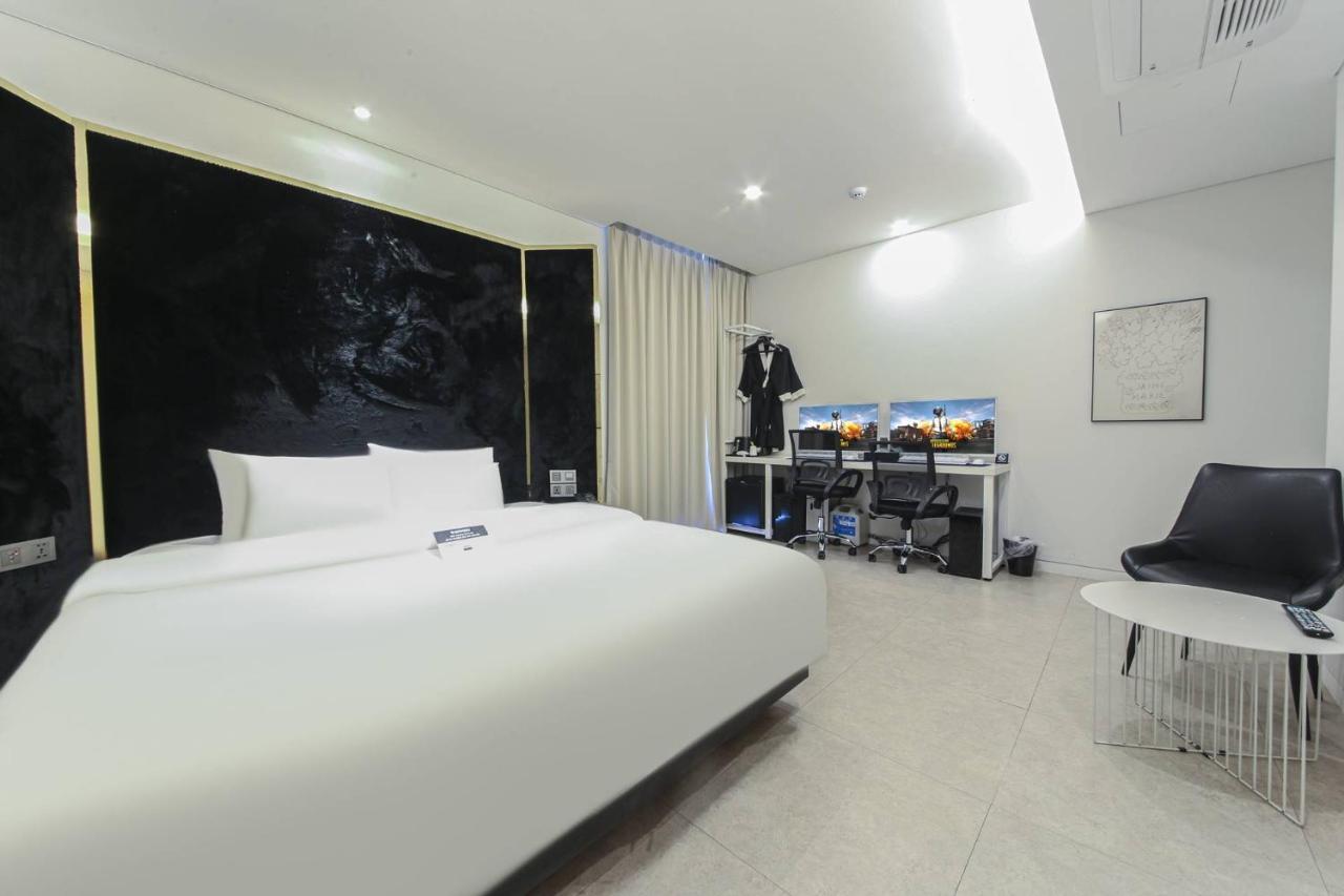 Hotel Zam 101 2*