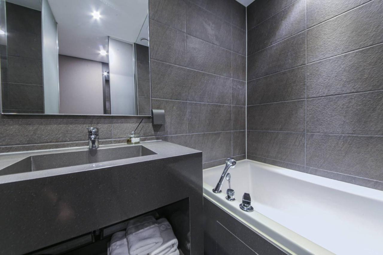 Zam 101 Hotel 2*