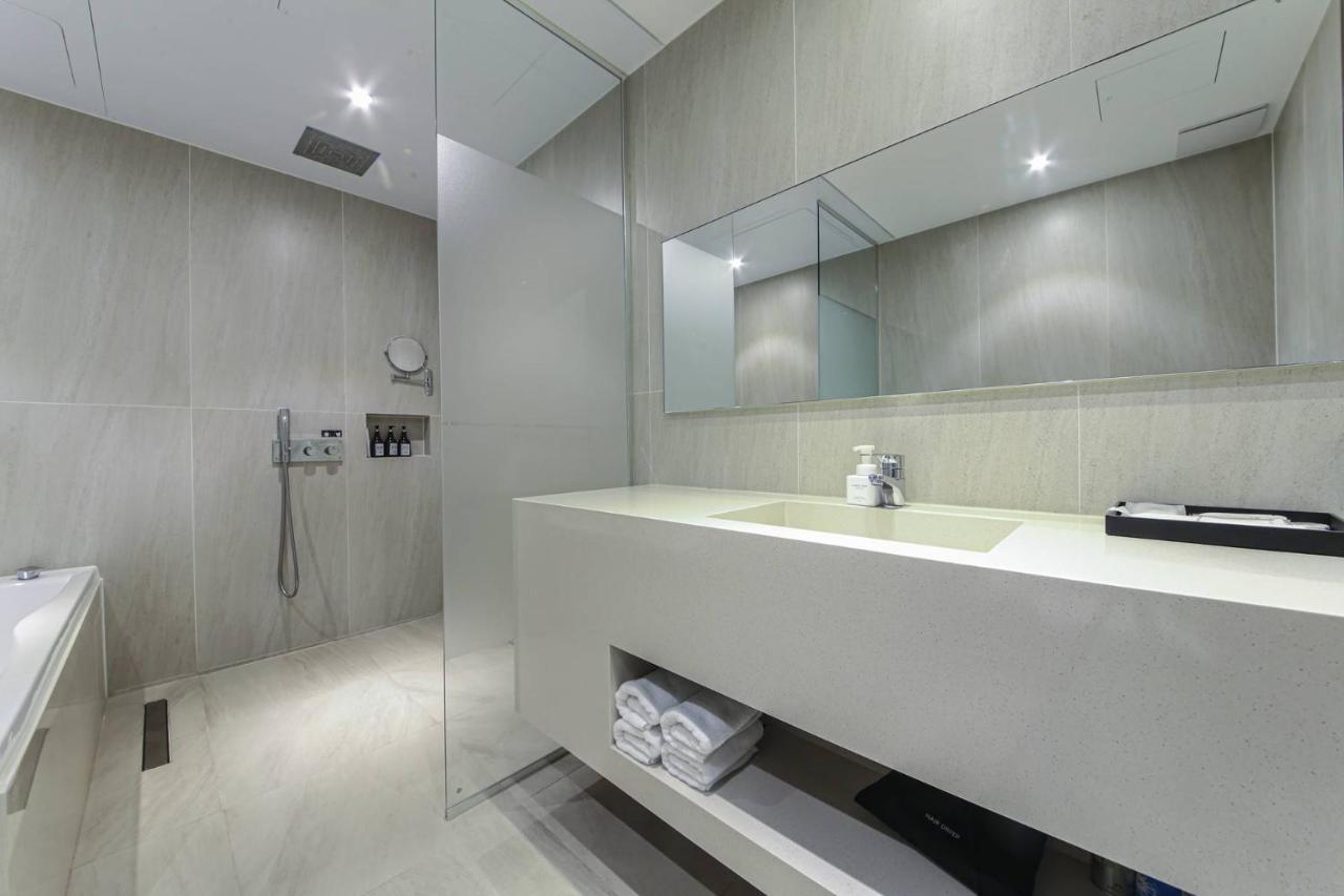 Zam 101 Busan