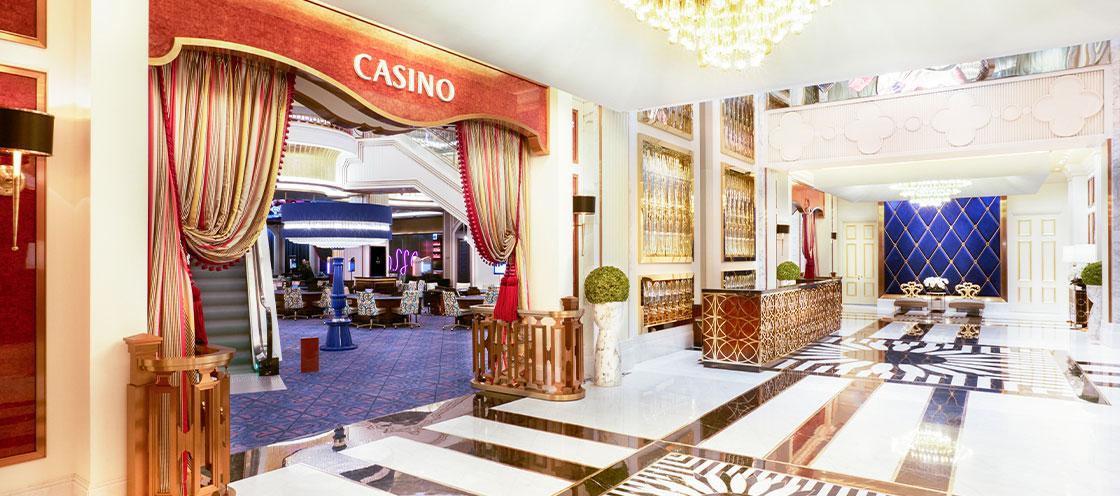 Paradise Hotel