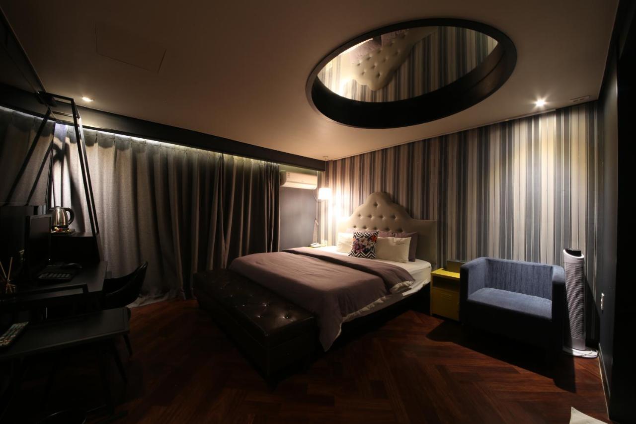 Frenchcode Hotel
