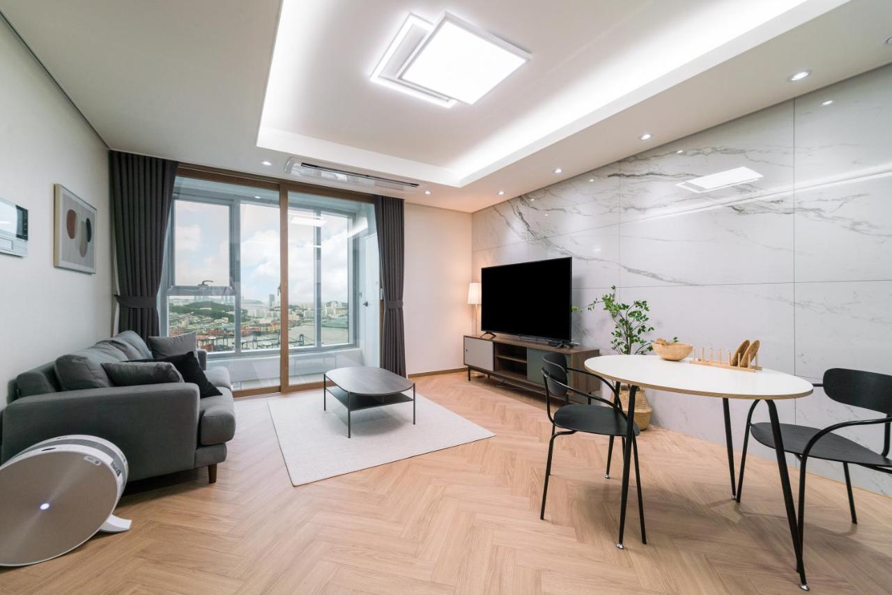 Apartment Le Collective Station Busan