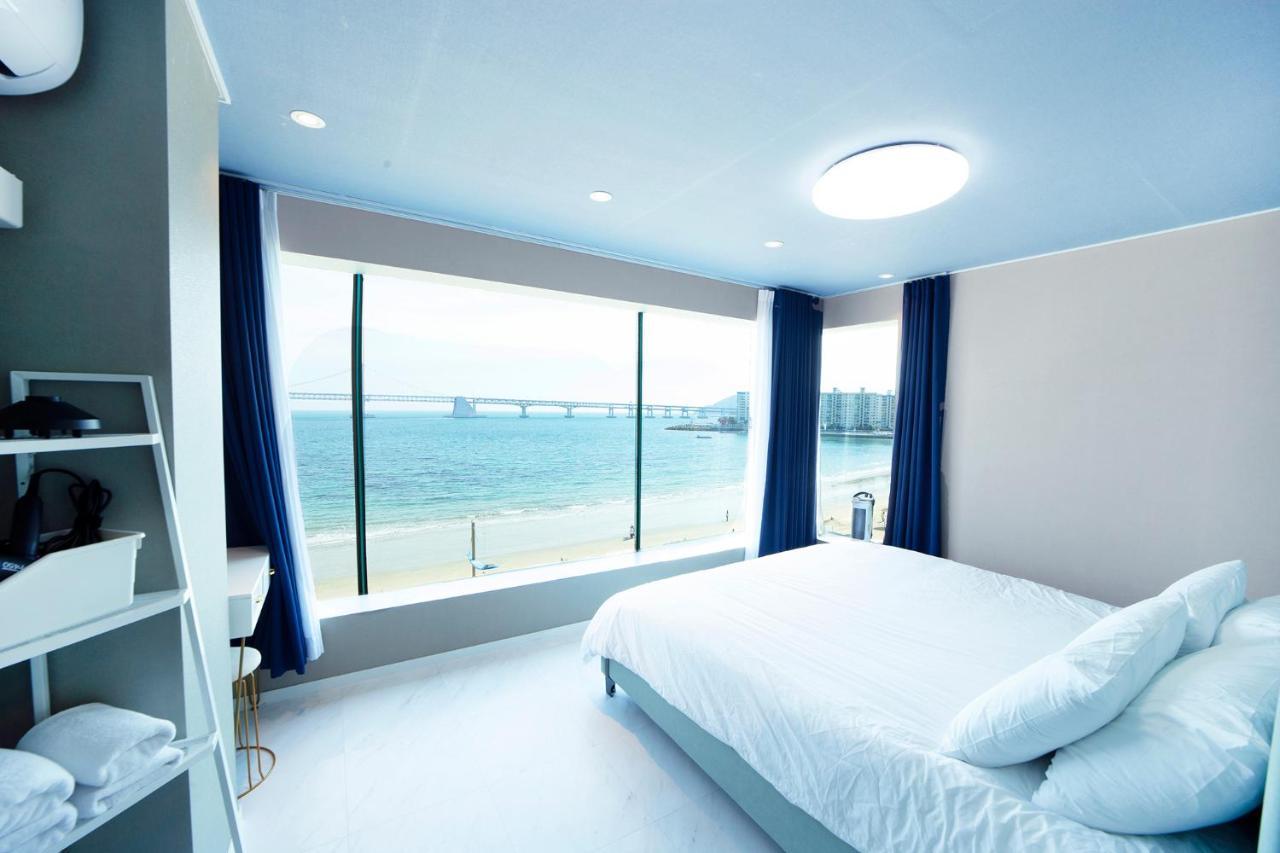J Pent House * Busan