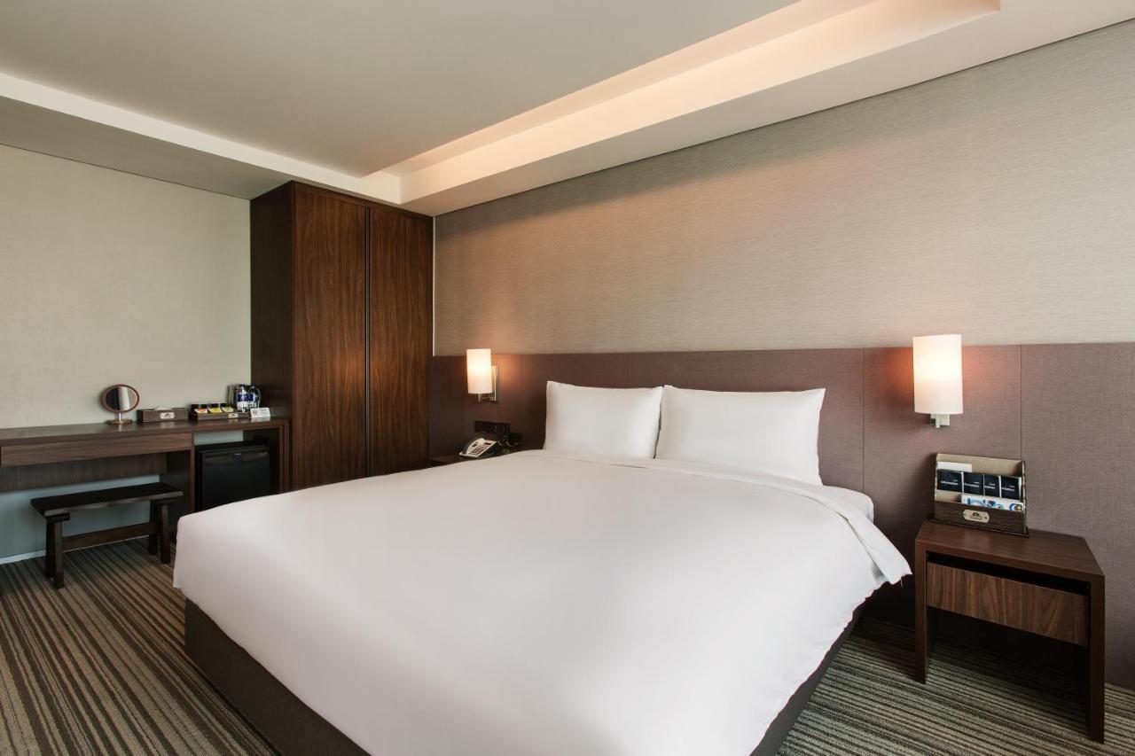 Hotel Island *