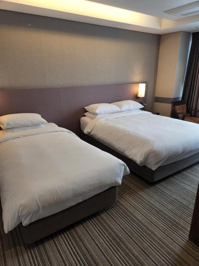 Hotel Island