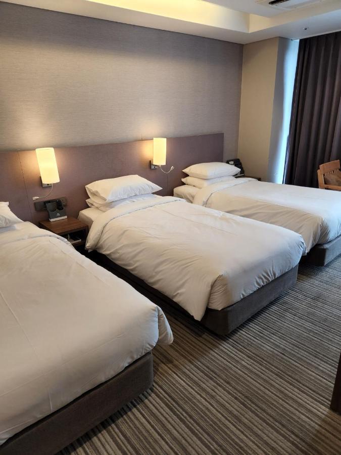 Hotel Island