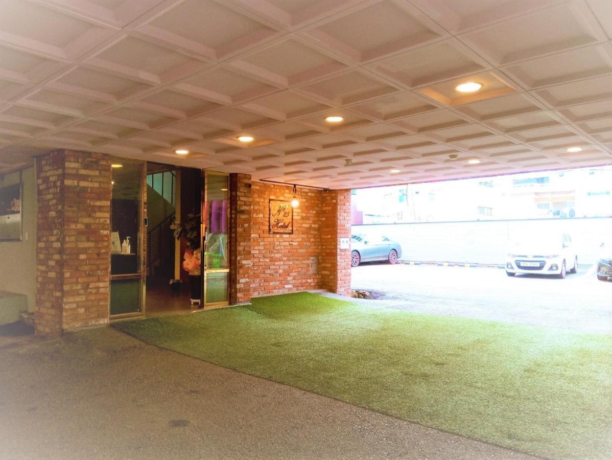 Hotel No25 Yeonsan