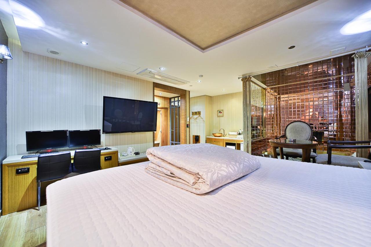 B&B Hotel Hotel Busan