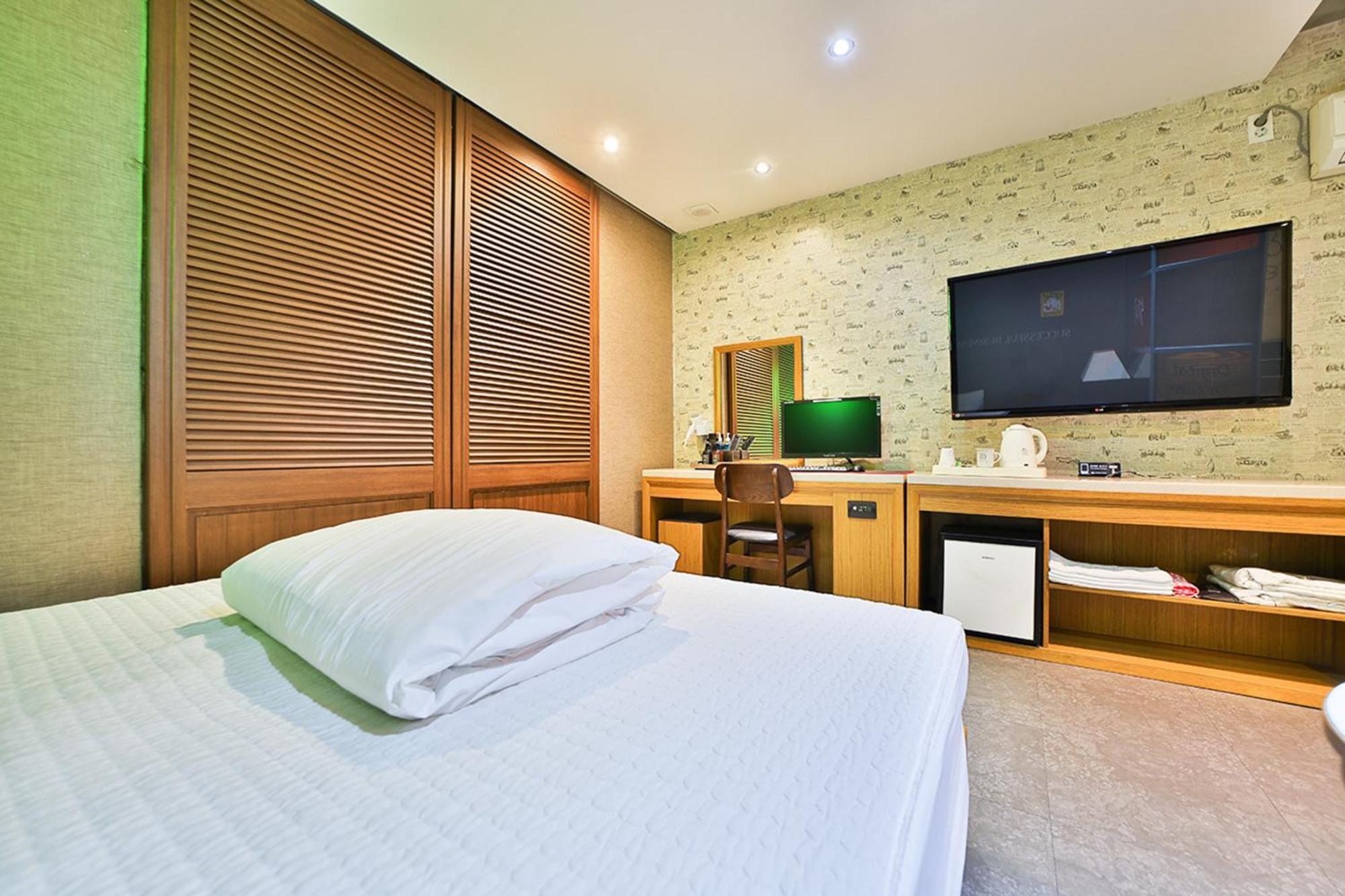 B&B Hotel 2* Busan