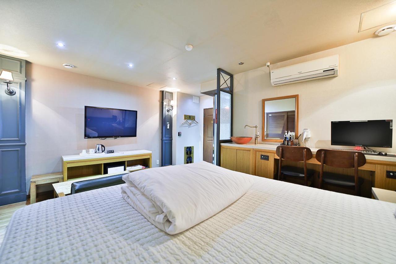 B&B Hotel Hotel Busan