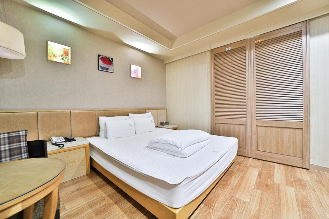 B&B Hotel Hotel Busan