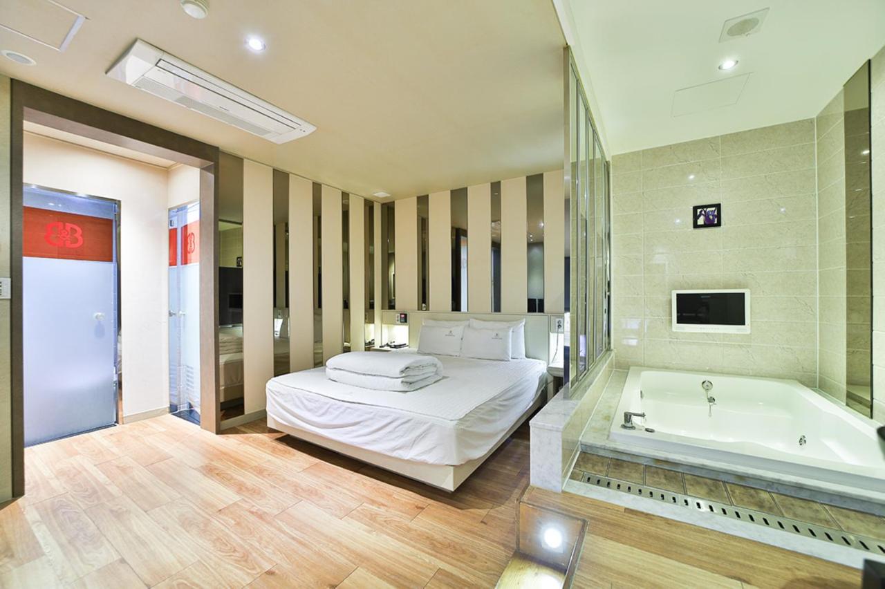Hotel B&B Hotel 2*