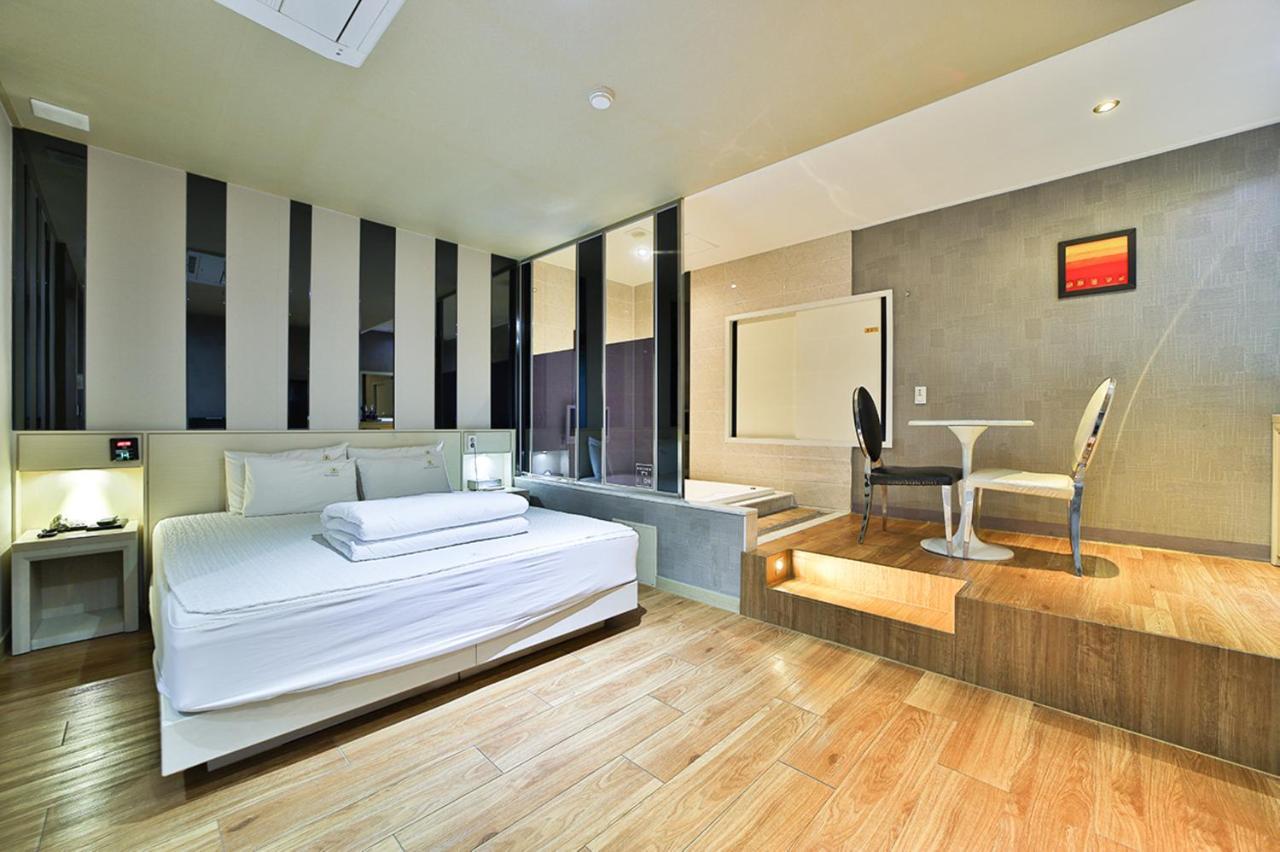 B&B Hotel Hotel Busan