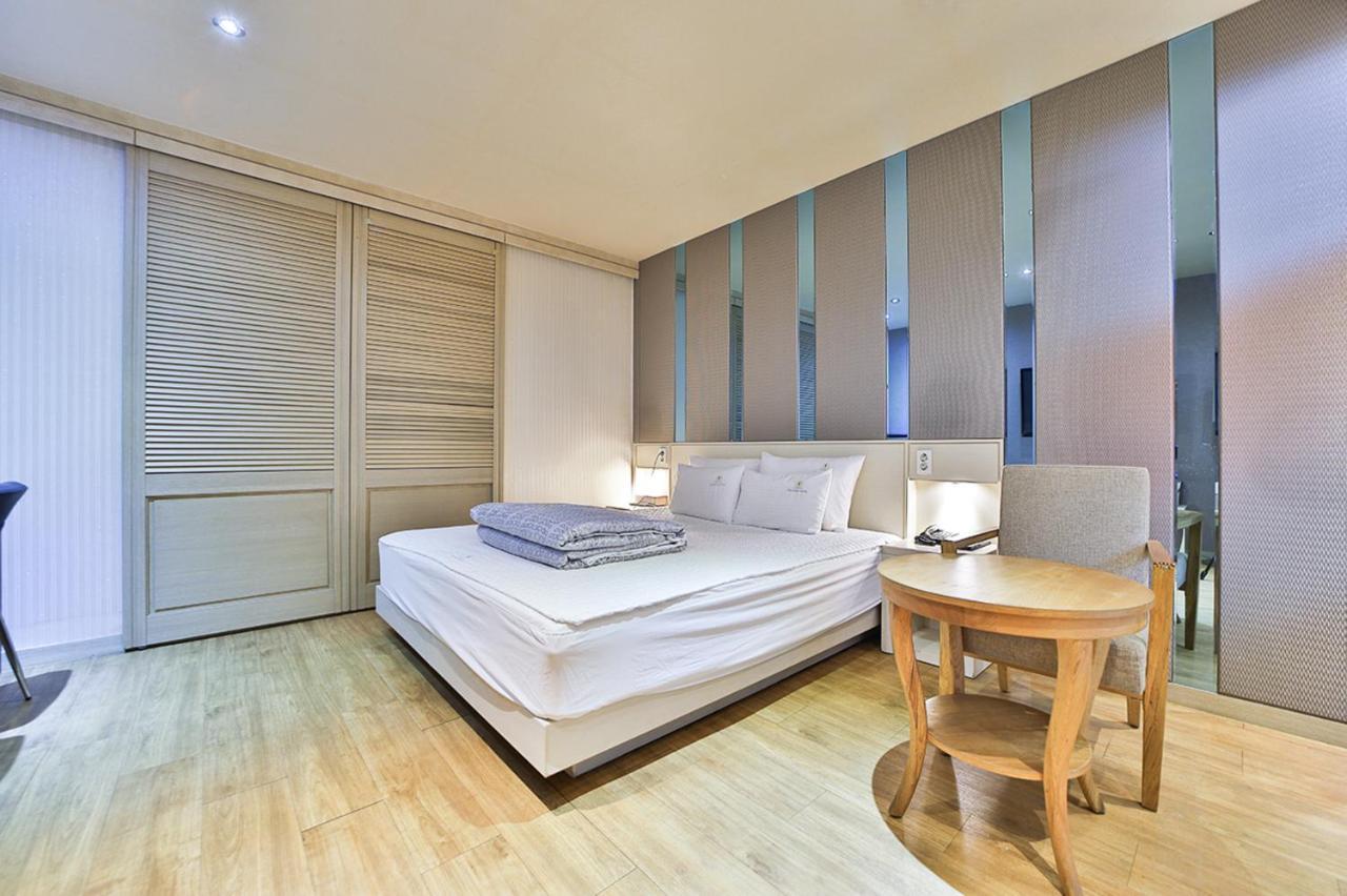 B&B Hotel Hotel Busan