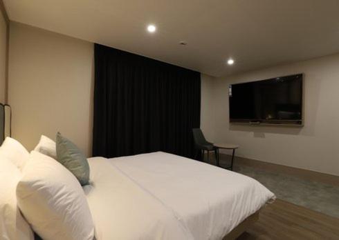 Motel H Avenue Hwamyeong *