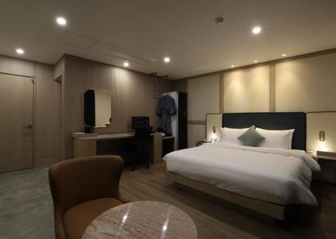 H Avenue Hwamyeong Busan