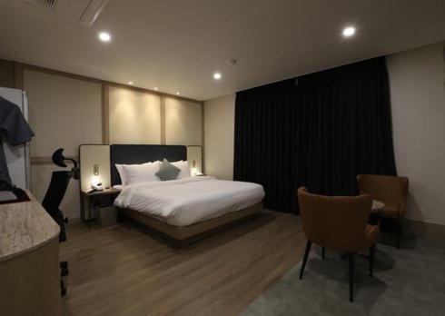 H Avenue Hwamyeong * Busan