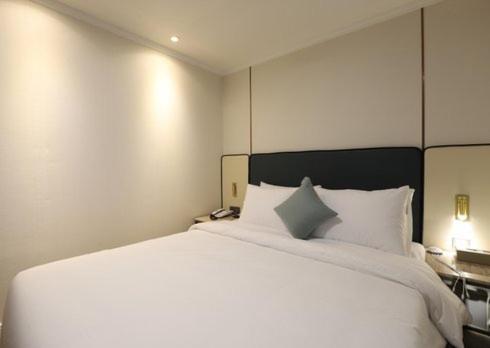 Motel H Avenue Hwamyeong Busan